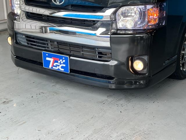 0505027A30260918W00215.jpg