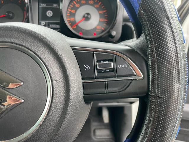 0704948A30261002W00518.jpg