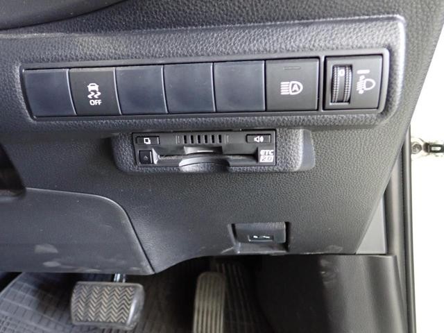 0509002A30260725W00417.jpg