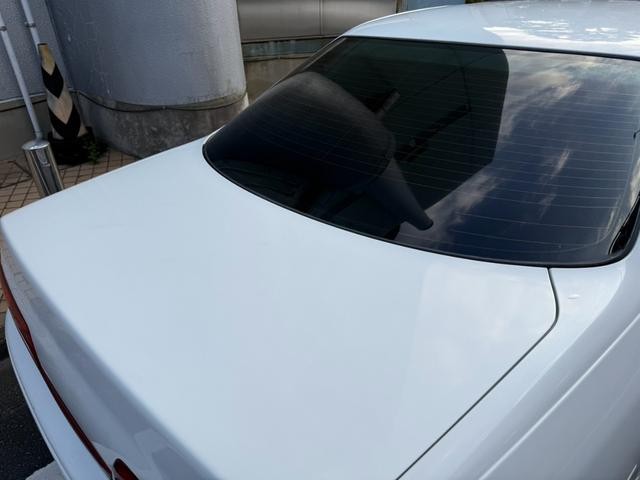0570813A30261006W00212.jpg