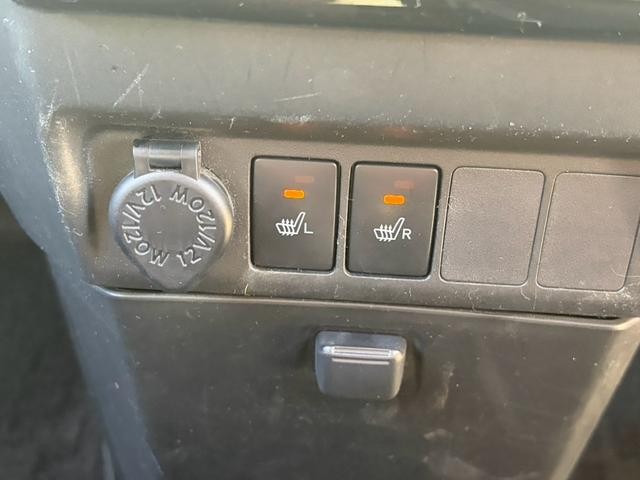 0500063A30260902W00111.jpg