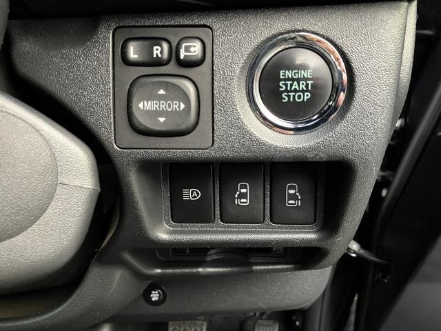 0940095A30260928W00208.jpg