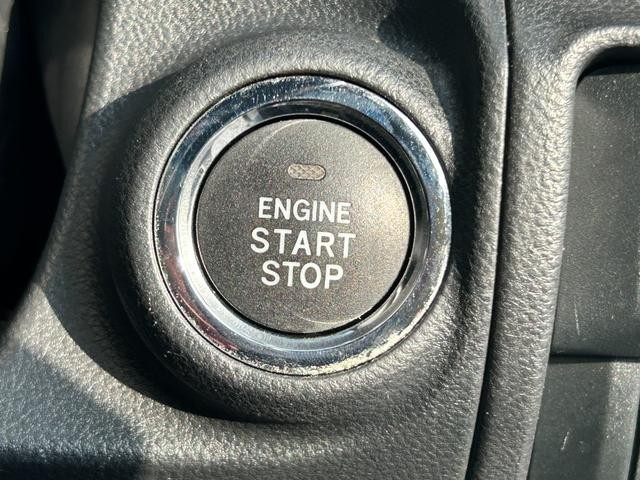 0901504A30260823W00115.jpg