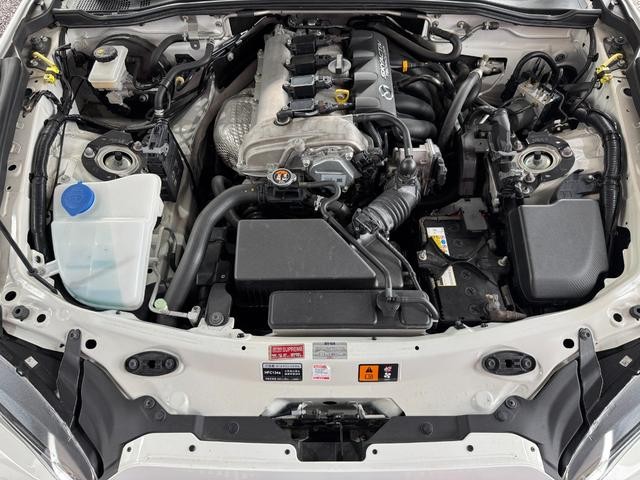 0560342A30261004W00303.jpg