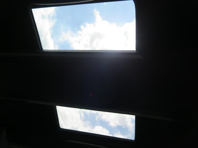 0208016A30260702W00110.jpg