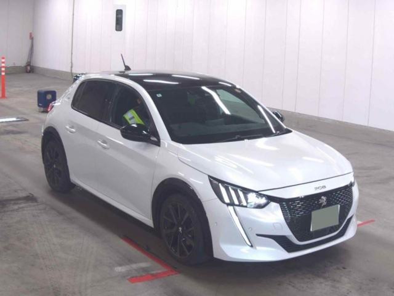 2022 Peugeot 208, photo 1 of 1