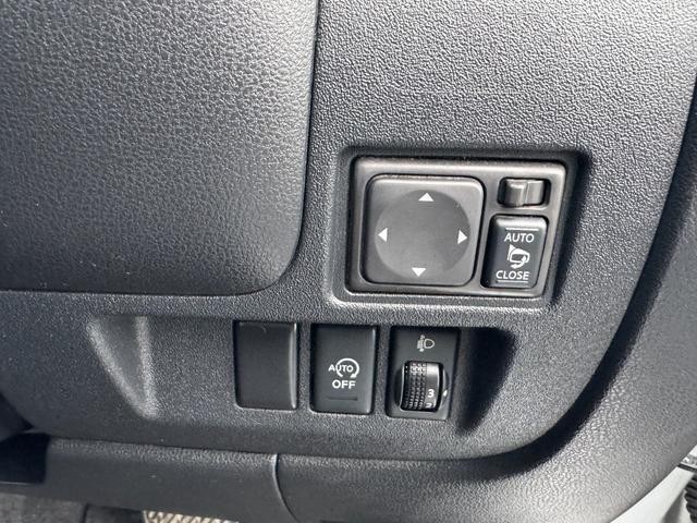 0403606A30260930W00112.jpg