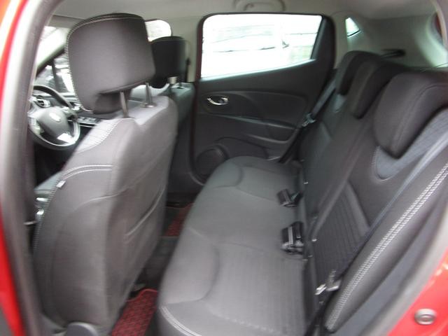 9570346A30260728W00216.jpg