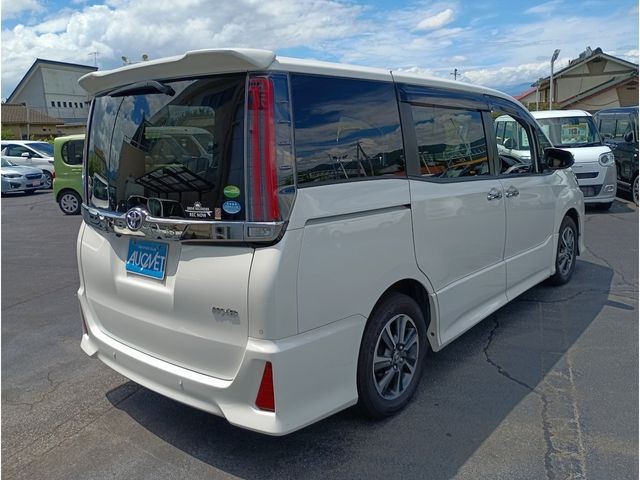 851cab64a54a5def5e001c32b810760e.jpg