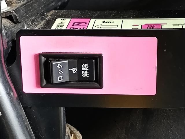 0620028A30260824W00109.jpg