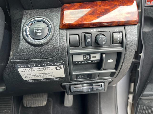 0541751A30260428W00304.jpg
