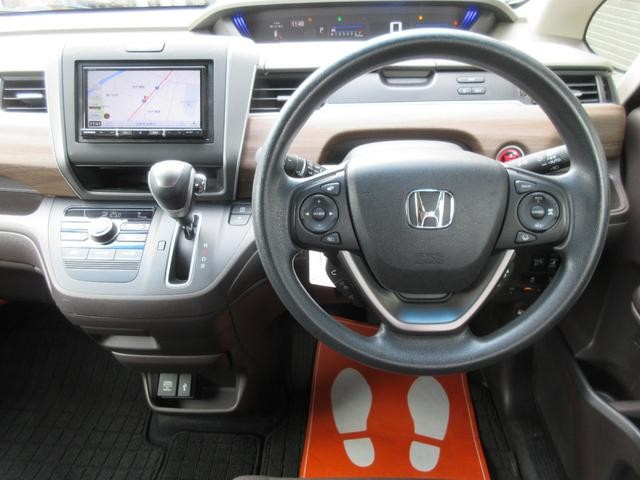 1100165A30260907W00105.jpg