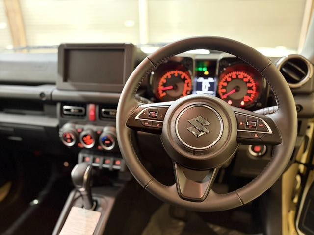 9731030A30260611W00107.jpg