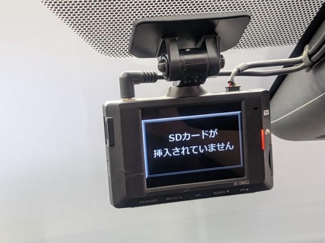 26730920_carP_l_13.jpg