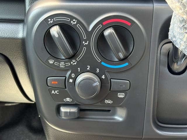 0805198A30260729W00510.jpg
