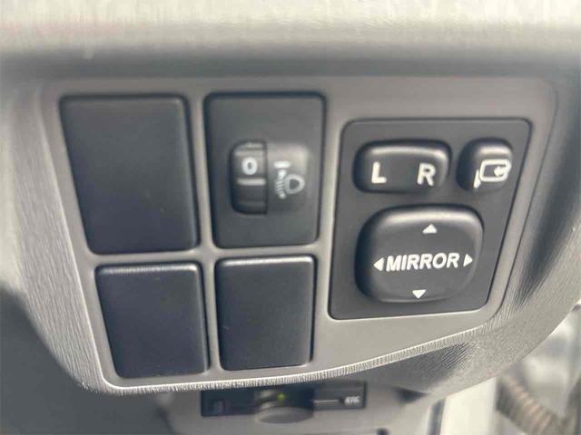 0900272A30260901W00107.jpg