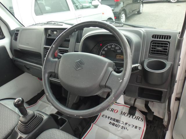 0509025A30260502W00302.jpg