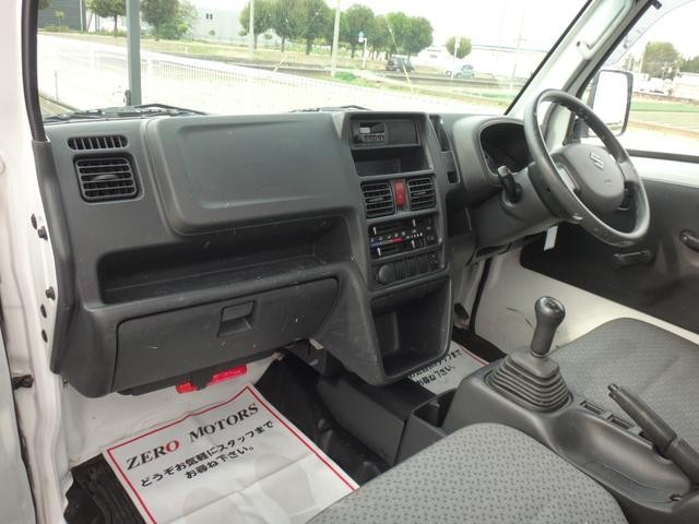0509025A30260502W00304.jpg