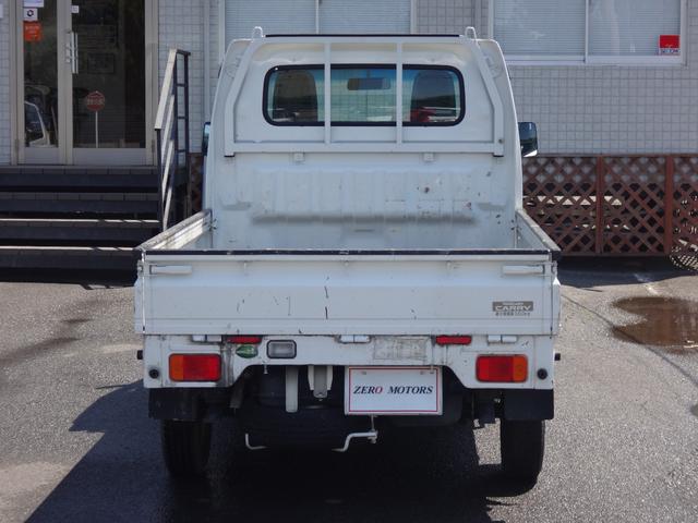 0509025A30260502W00312.jpg
