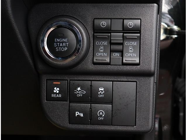 0560809A30260822W00113.jpg