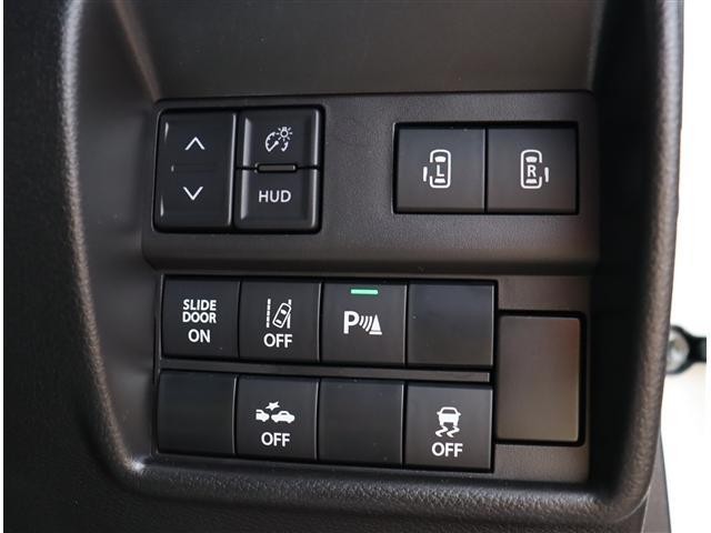 0560809A20260712G00214.jpg