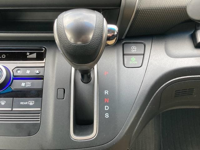 0403511A30260731W00115.jpg