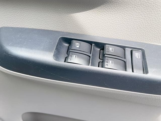 0203922A30260918W00115.jpg