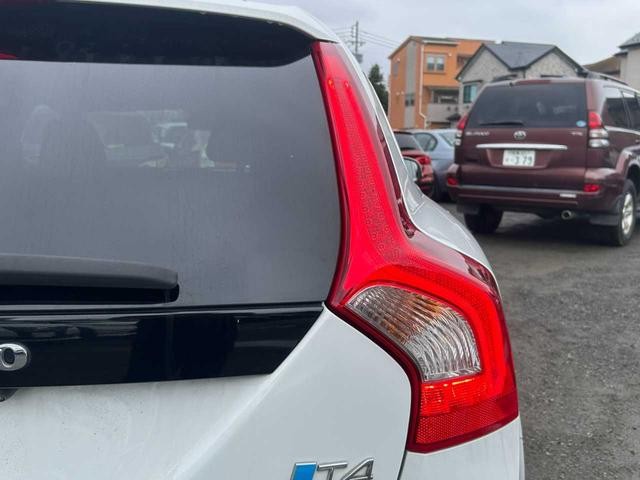 0520545A30260908W00918.jpg