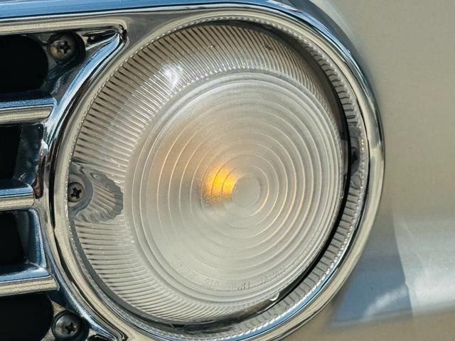 0209286A30260726W00118.jpg