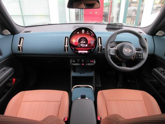 27052541_carP_l_2.jpg