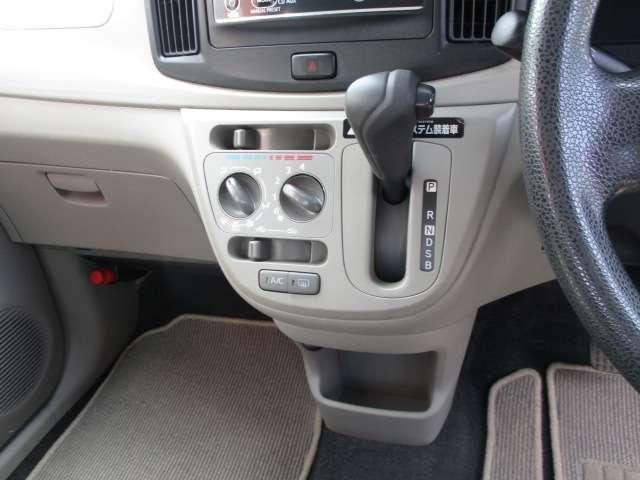 0840207A30260803W00110.jpg