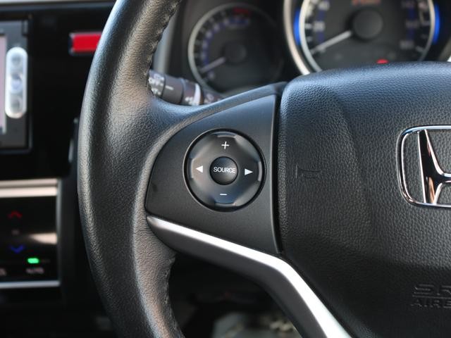 0509625A30261009W00212.jpg