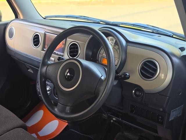 0505062A30260829W00112.jpg