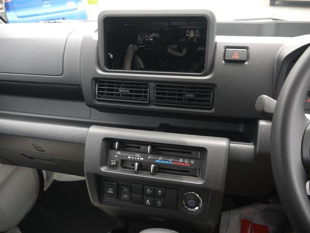 0700285A30260514W00311.jpg