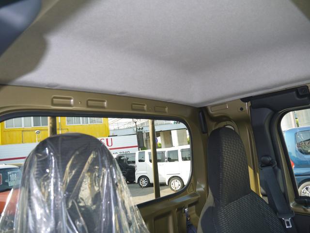 0700285A30260516W00110.jpg