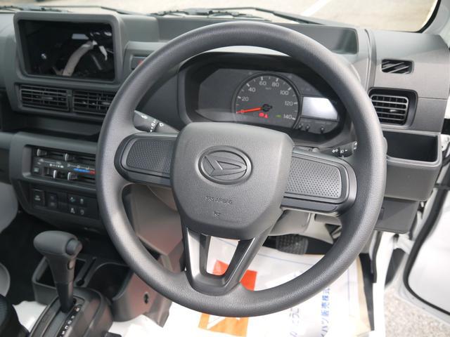 0700285A30260614W00106.jpg