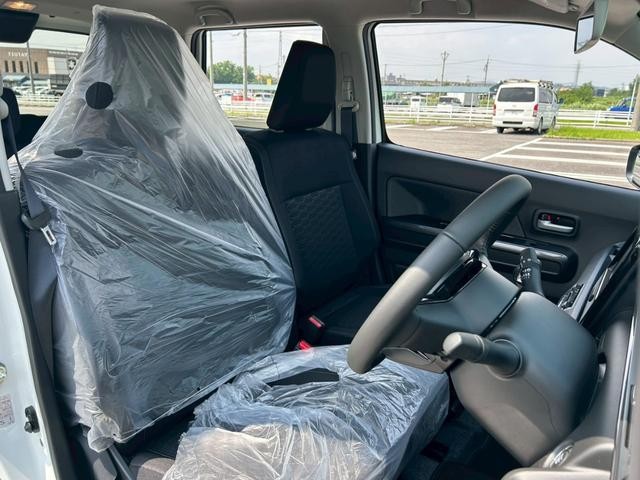 0208686A30260827W00210.jpg