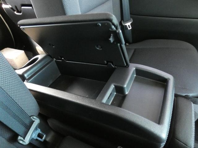 0708444A30260917W00116.jpg