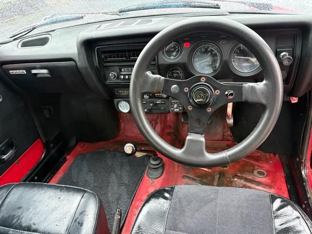 9510028A30260628W00114.jpg