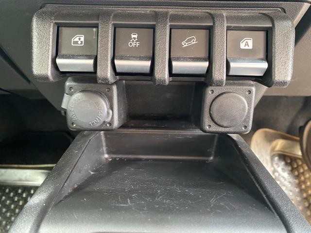 1200506A30260422W00116.jpg