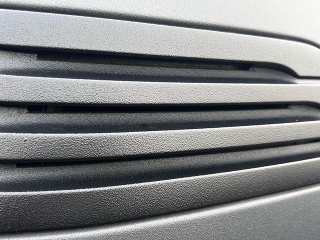 9510357A30260811W00109.jpg