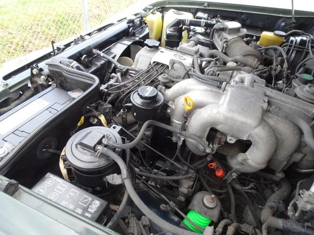 0730175A30261009W00119.jpg
