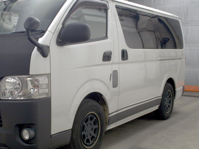 d10f05ab7838047669058391729d9ffa.jpg