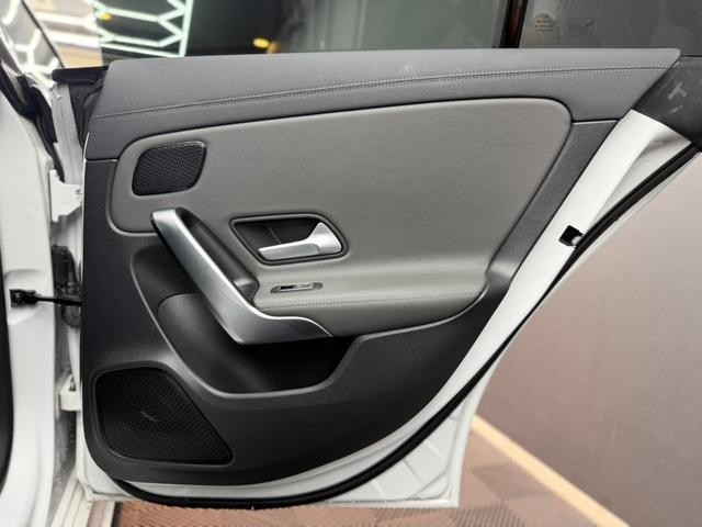 26146450_carP_l_9.jpg