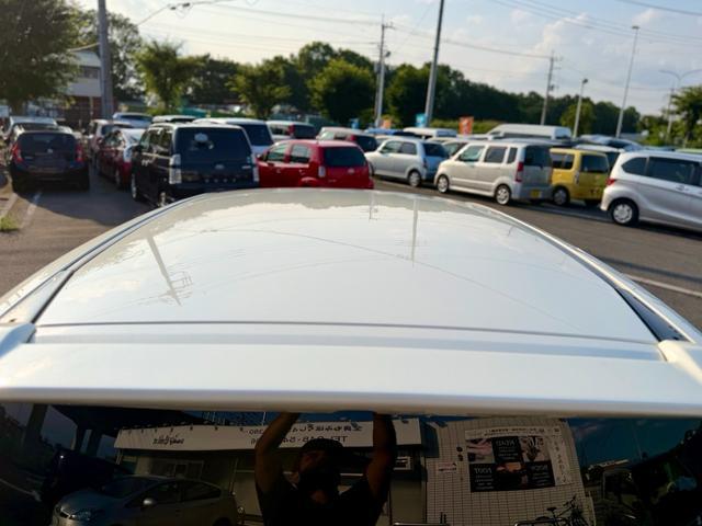 0401925A30260704W00409.jpg