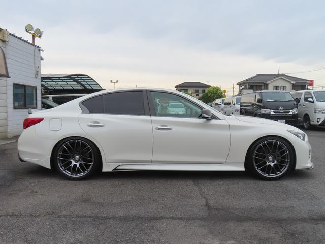 0541379A30260612W00114.jpg