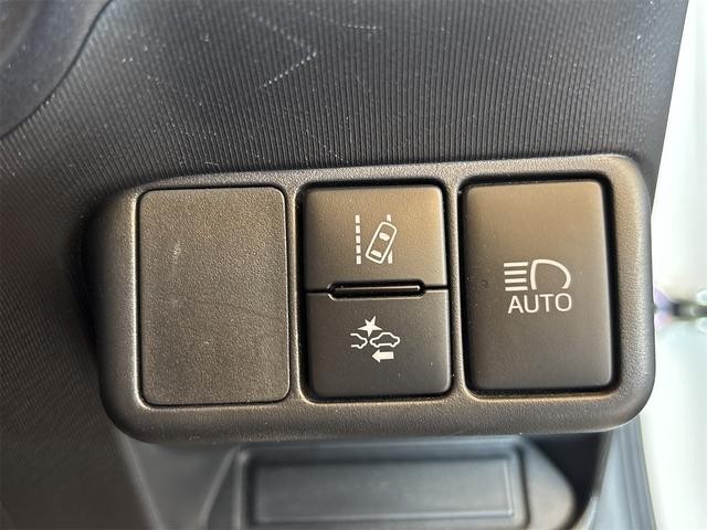 0705929A30260825W00408.jpg