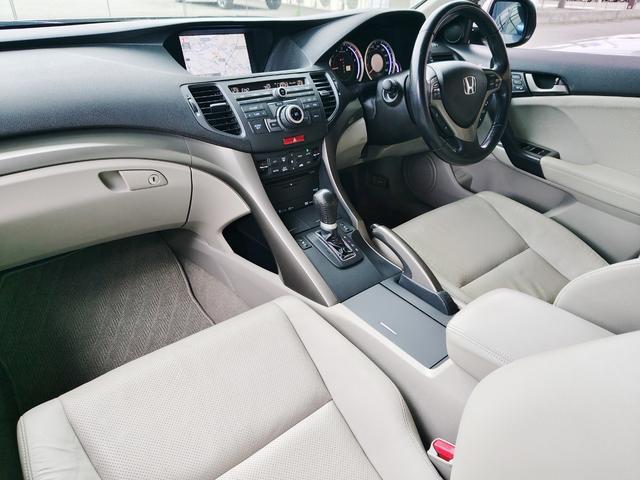 69b8fca072840536db7e944c763fae21.jpg
