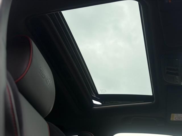0520440A30260717W00103.jpg