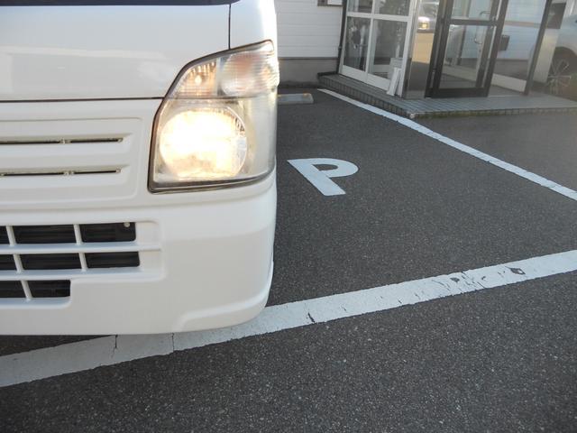1170011A30260509W00113.jpg